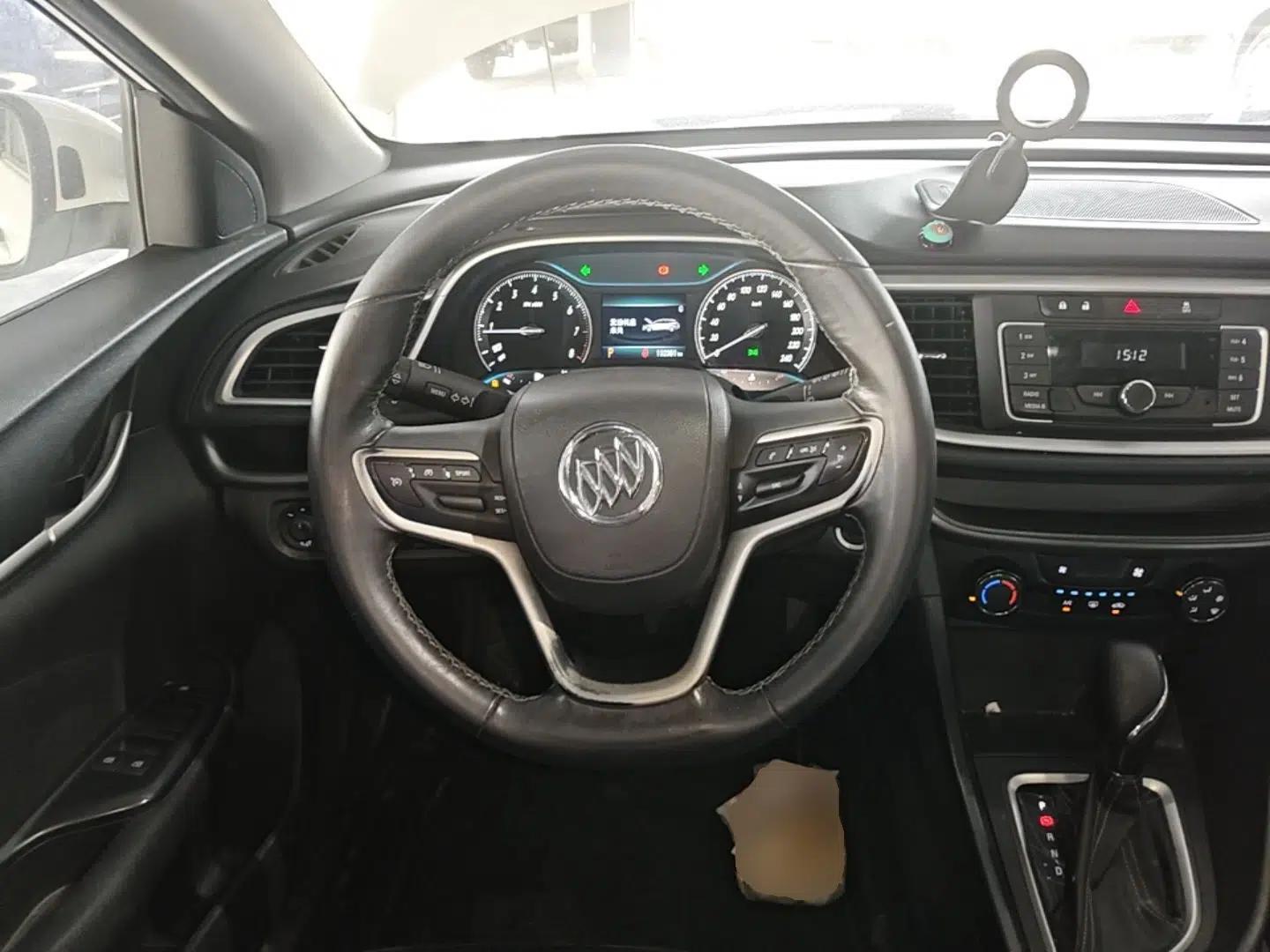 Buick Excelle GX 2018 18T Automatic Elite Model — миниатюра 14