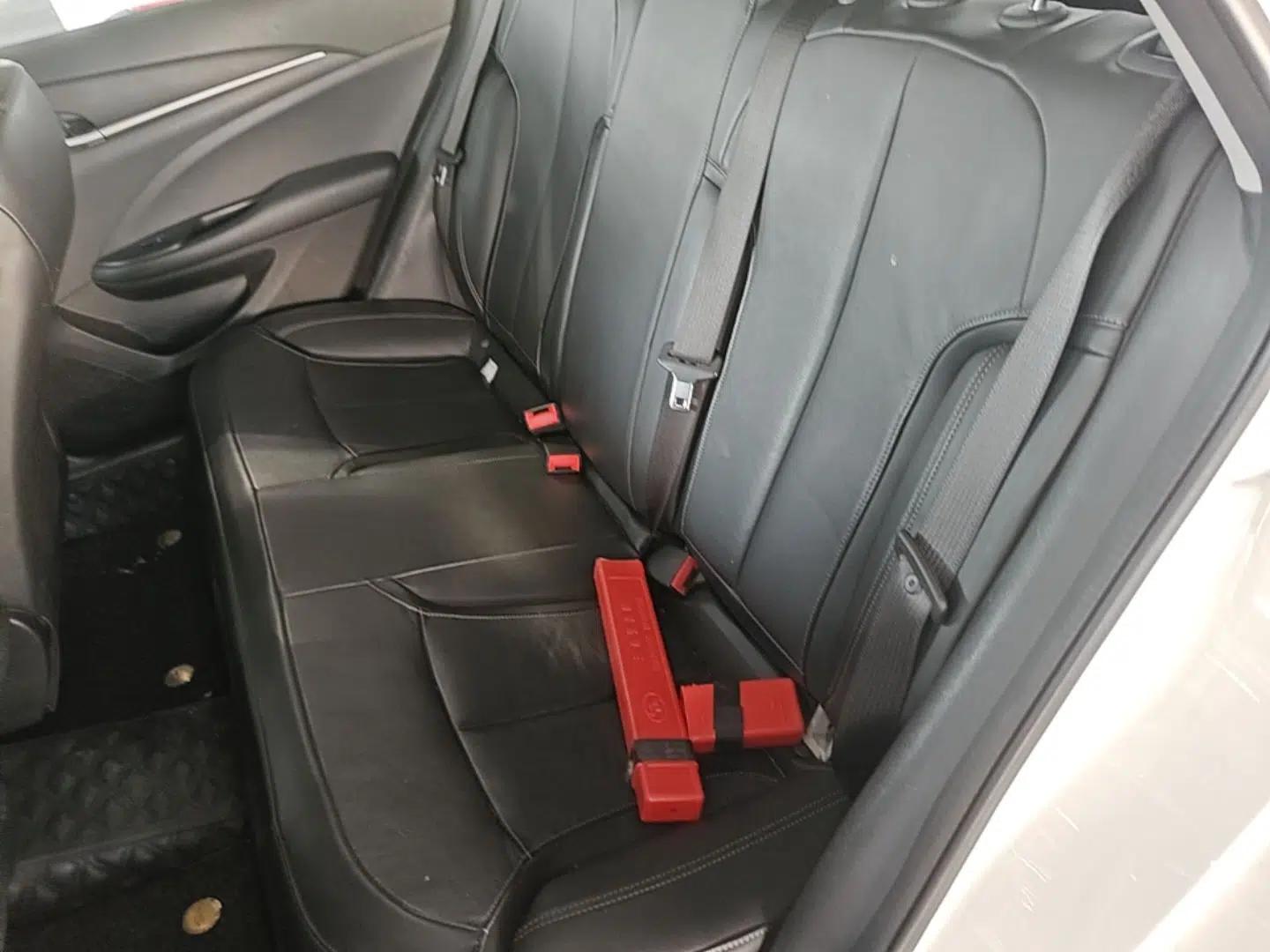 Buick Excelle GX 2018 18T Automatic Elite Model — миниатюра 20