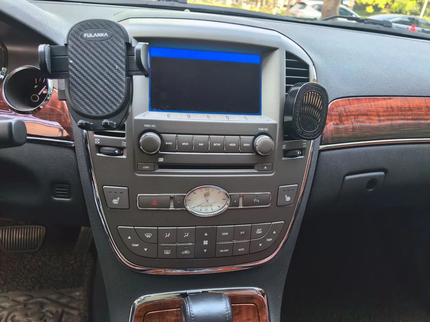 Buick Park Avenue 2011 Bao'ao Forum Commemorative Edition — миниатюра 14