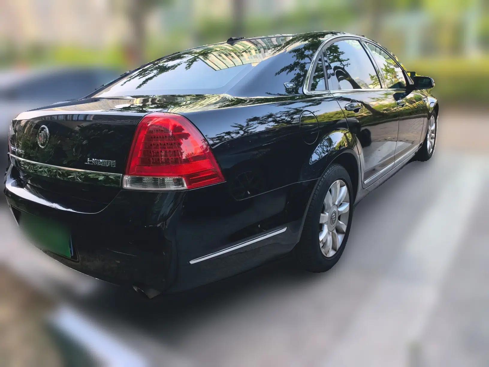 Buick Park Avenue 2011 Bao'ao Forum Commemorative Edition — миниатюра 6