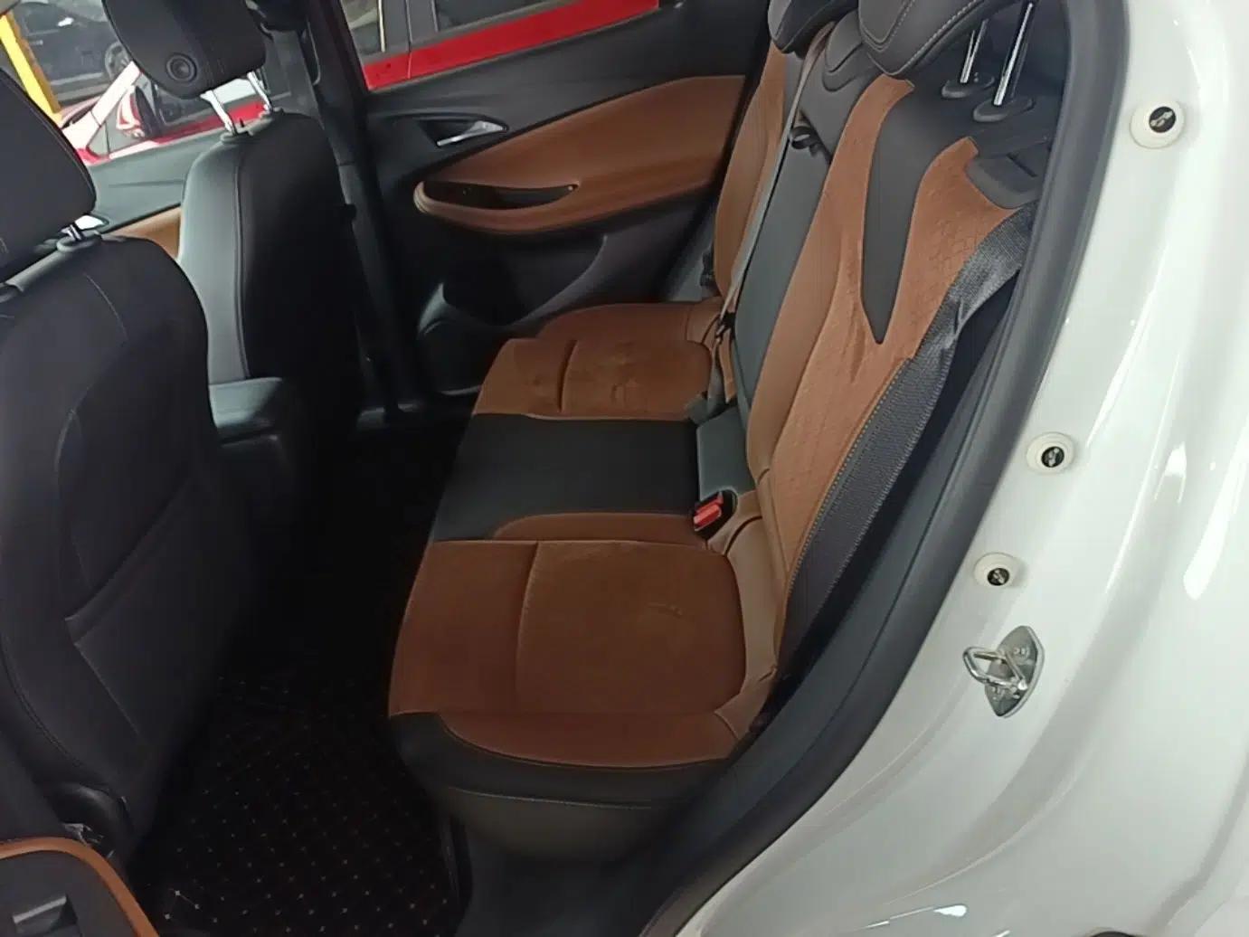 Buick Encore GX 2020 20T CVT Two-Wheel Drive Comfort Version — миниатюра 20