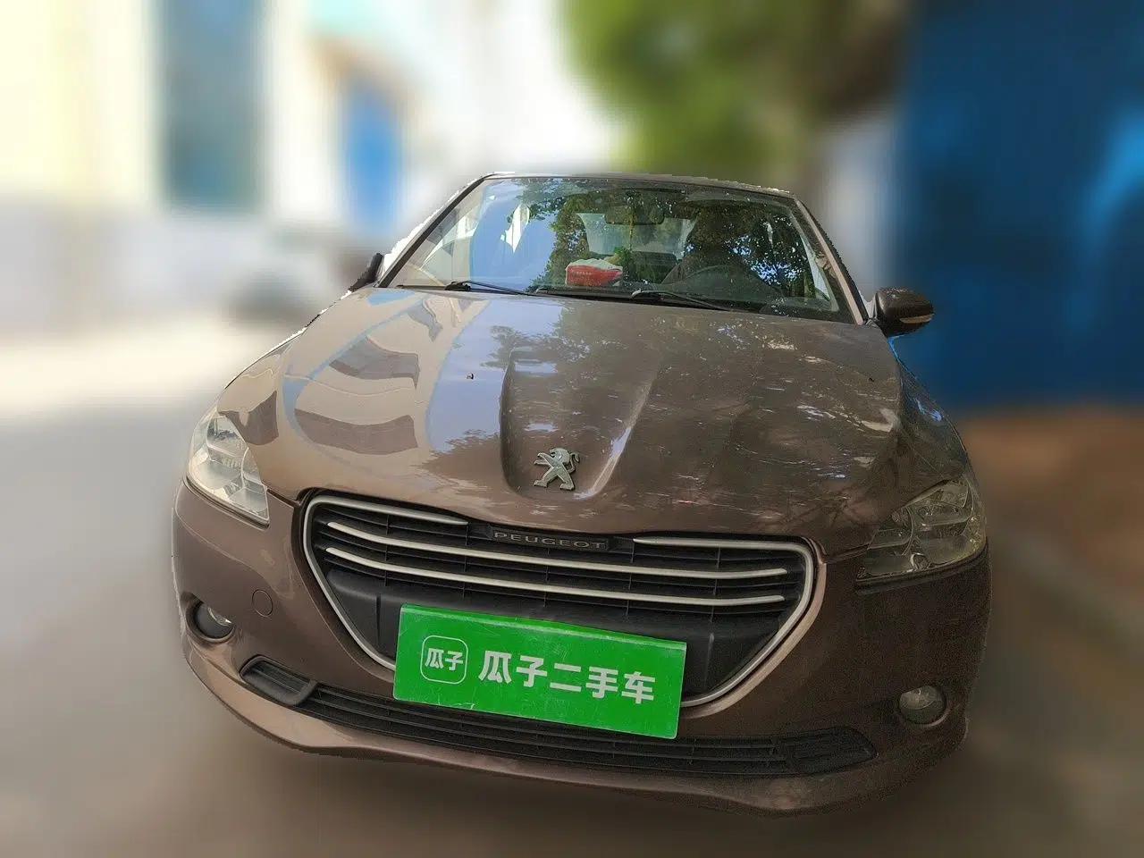 Peugeot 301 2014 1.6L Manual Comfort Edition — миниатюра 2