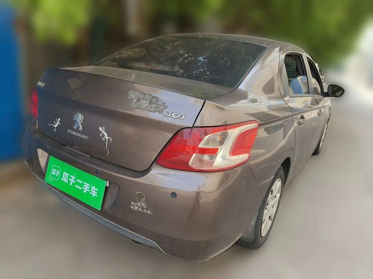 Peugeot 301 2014 1.6L Manual Comfort Edition — миниатюра 6