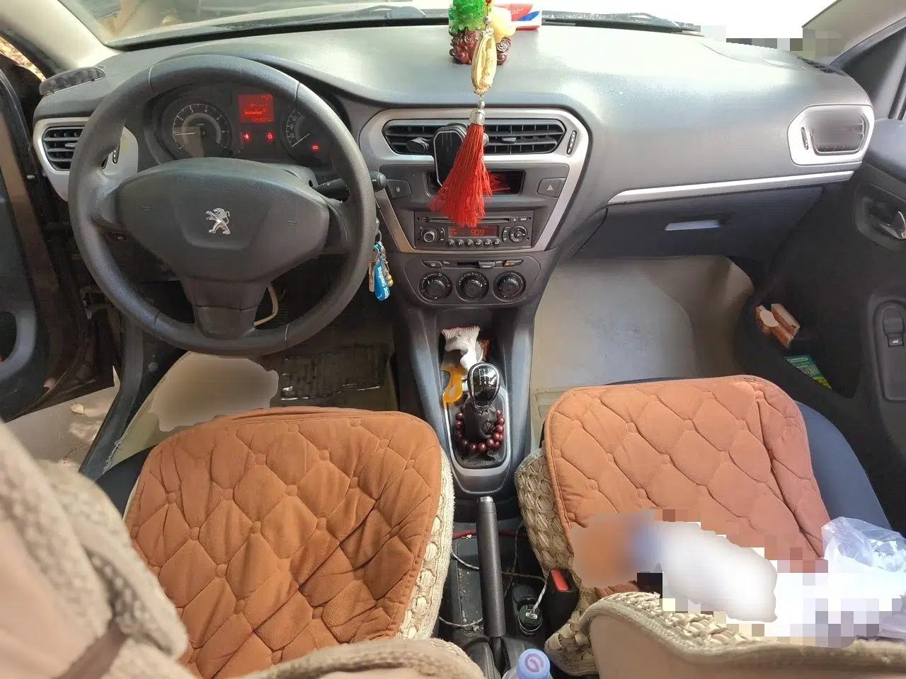 Peugeot 301 2014 1.6L Manual Comfort Edition — миниатюра 10