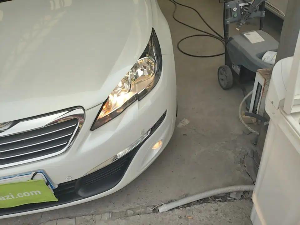 Peugeot 308S 2015 1.2T Automatic Jingchi Edition — миниатюра 9