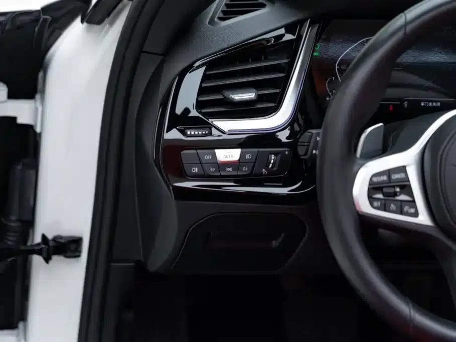 BMW Z4 2023 sDrive 25i M Sport Package — миниатюра 15