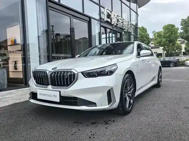BMW i5 2024 eDrive 35L Premium Luxury Package