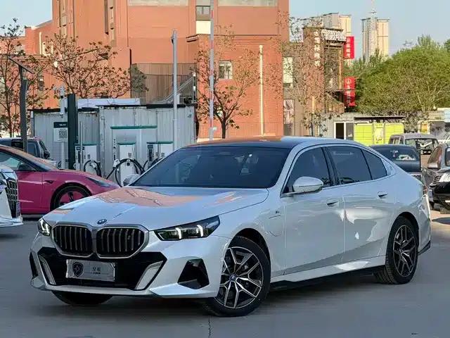 BMW i5 2024 eDrive 35L Premium M Sport Package