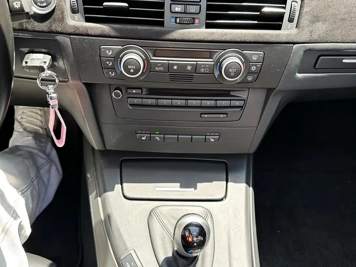 2009 BMW M3 Convertible — миниатюра 16