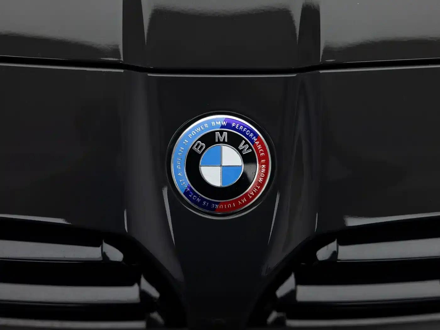 2021 BMW M3 Competition Sedan — миниатюра 7