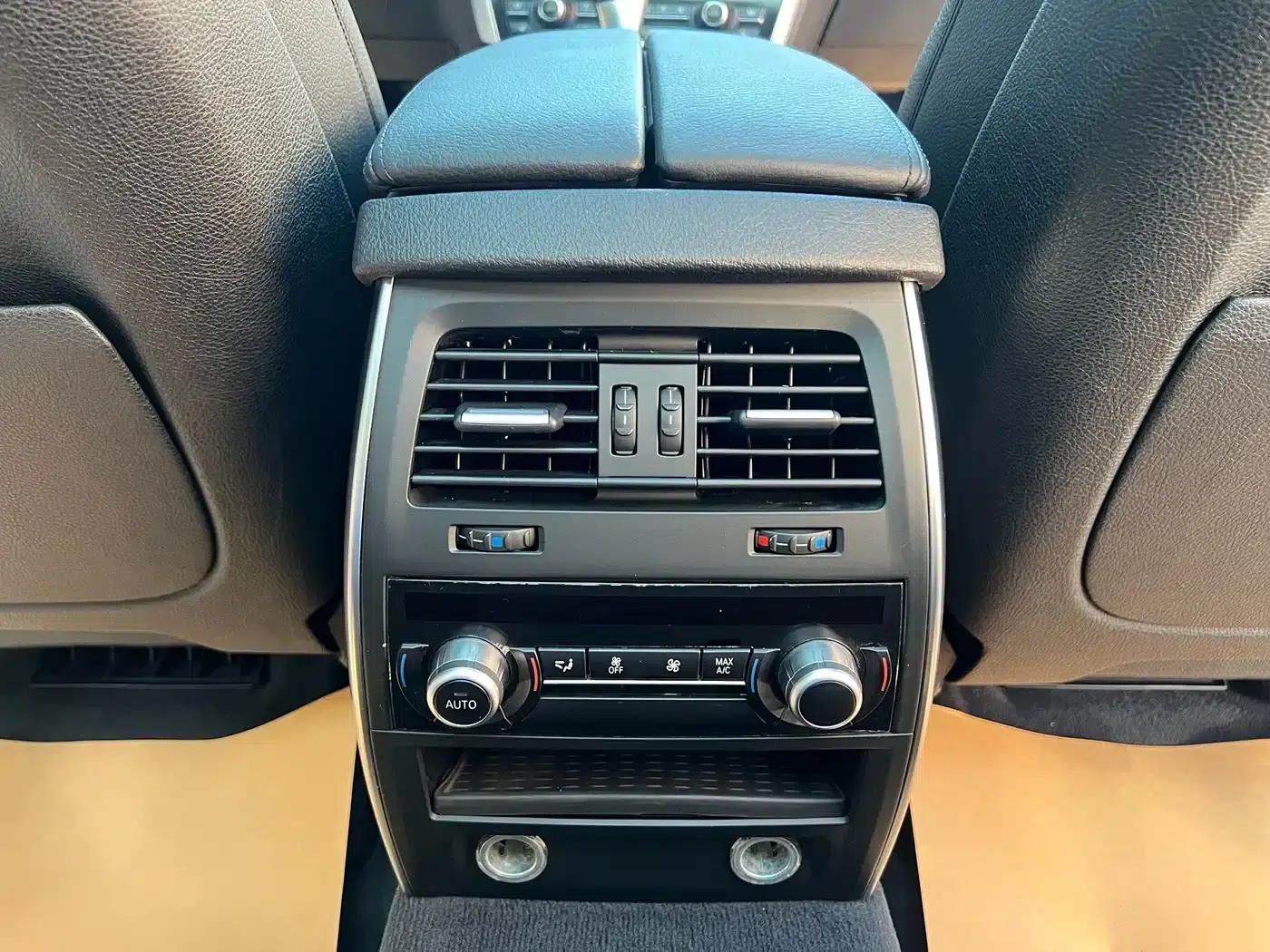 BMW 5 Series GT 2015 528i Luxury — миниатюра 14