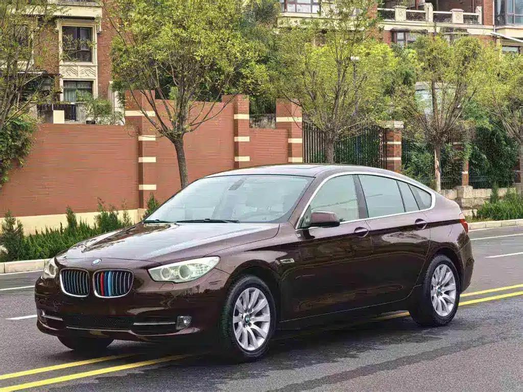 BMW 5 Series GT 2010 535i Leading Edition — миниатюра 1