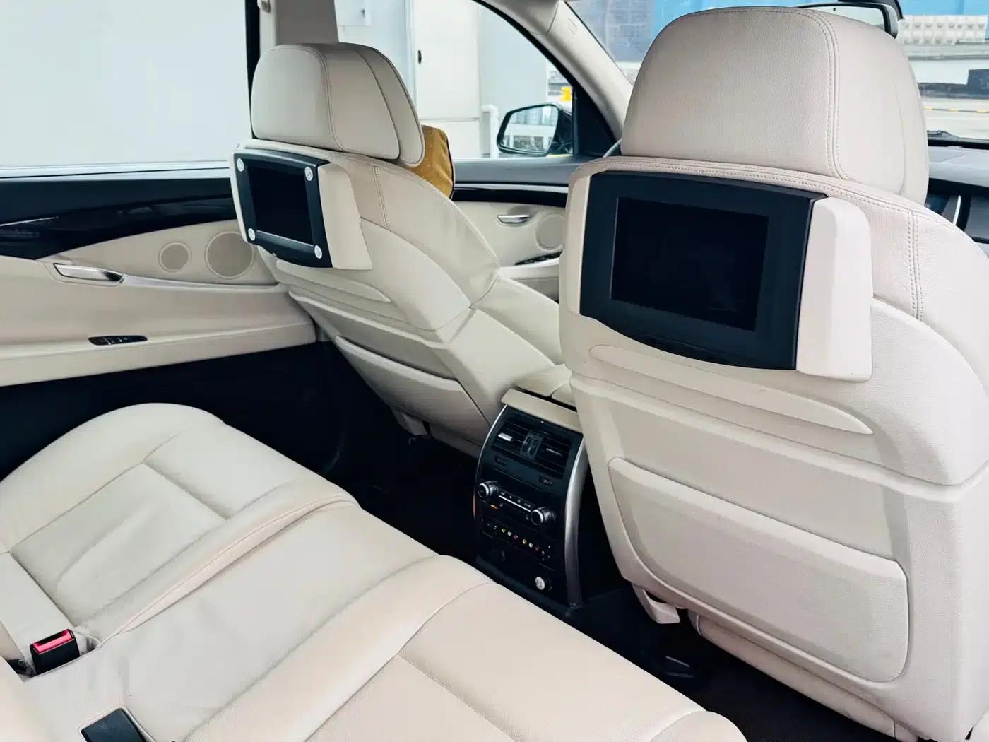 BMW 5 Series GT 2010 535i Leading Edition — миниатюра 15