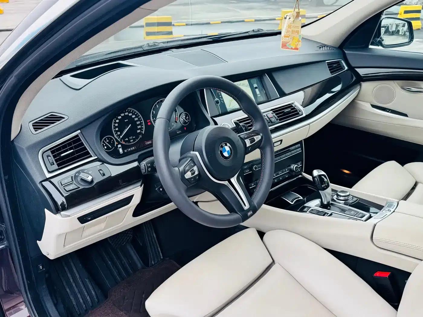BMW 5 Series GT 2010 535i Leading Edition — миниатюра 10