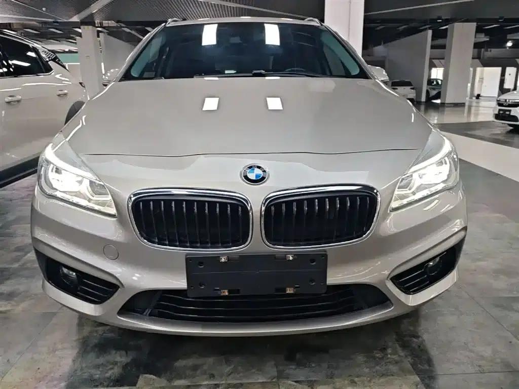 2016 BMW 2 Series Gran Tourer 218i Sport Design Package — миниатюра 3