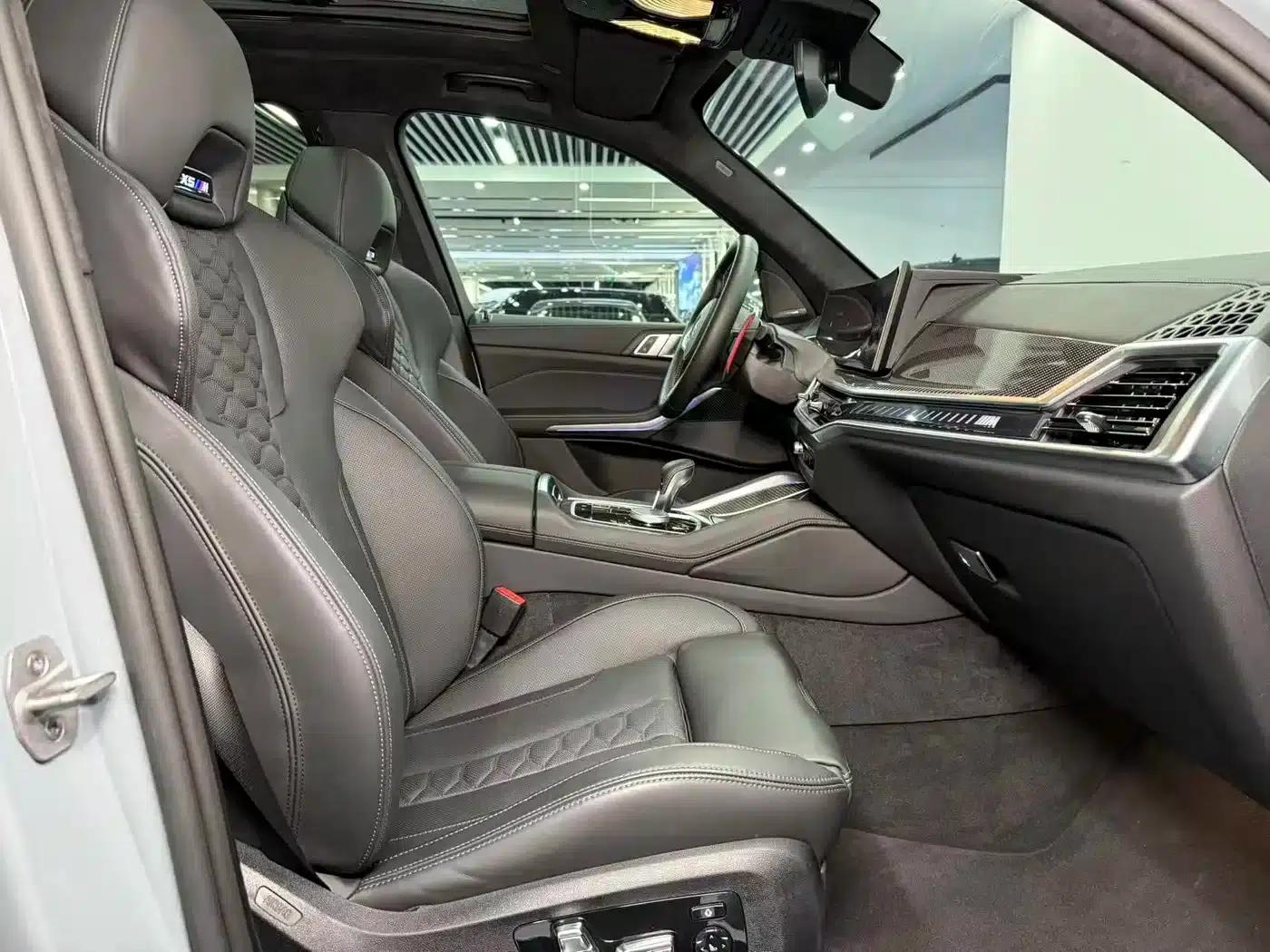 2023 BMW X5 M Competition — миниатюра 10