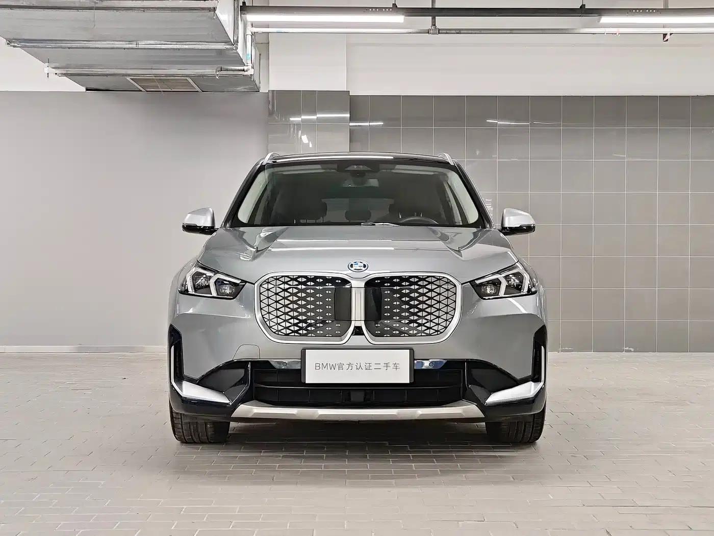 BMW iX1 2023 xDrive30L X Design Package — миниатюра 2