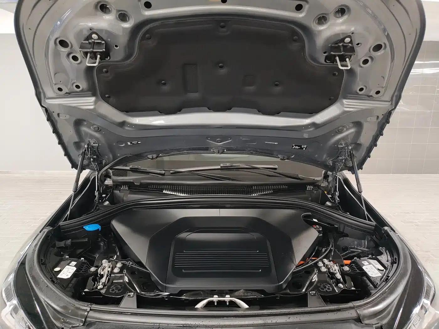 BMW iX1 2023 xDrive30L X Design Package — миниатюра 22