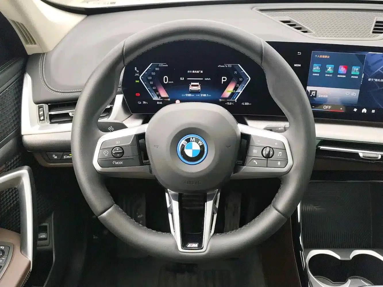 BMW iX1 2023 eDrive25L M Sport Package — миниатюра 6