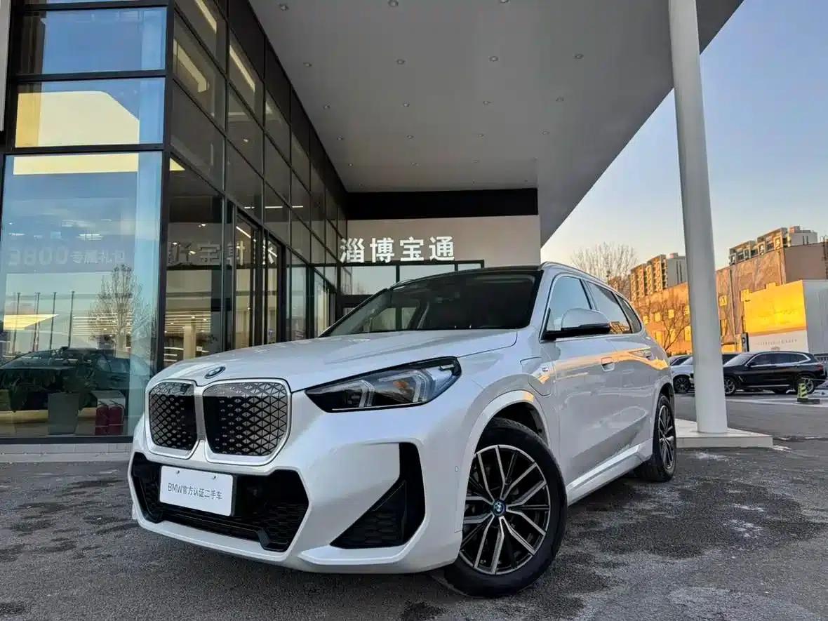 BMW iX1 2023 eDrive25L M Sport Package — миниатюра 2