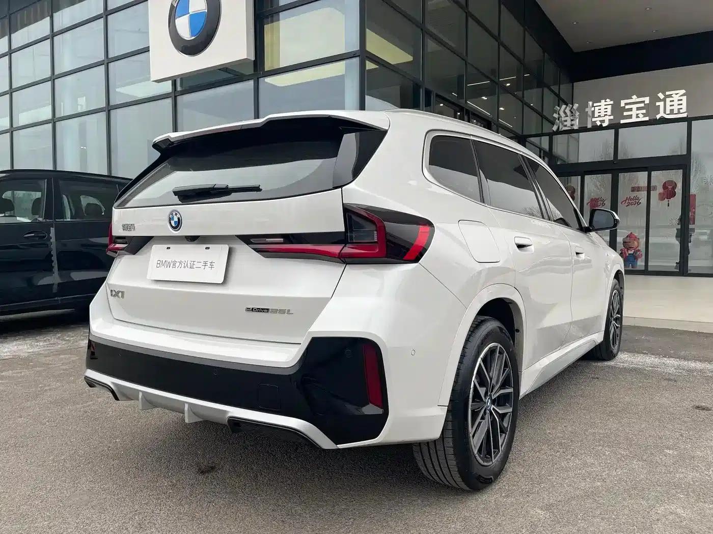 BMW iX1 2023 eDrive25L M Sport Package — миниатюра 16