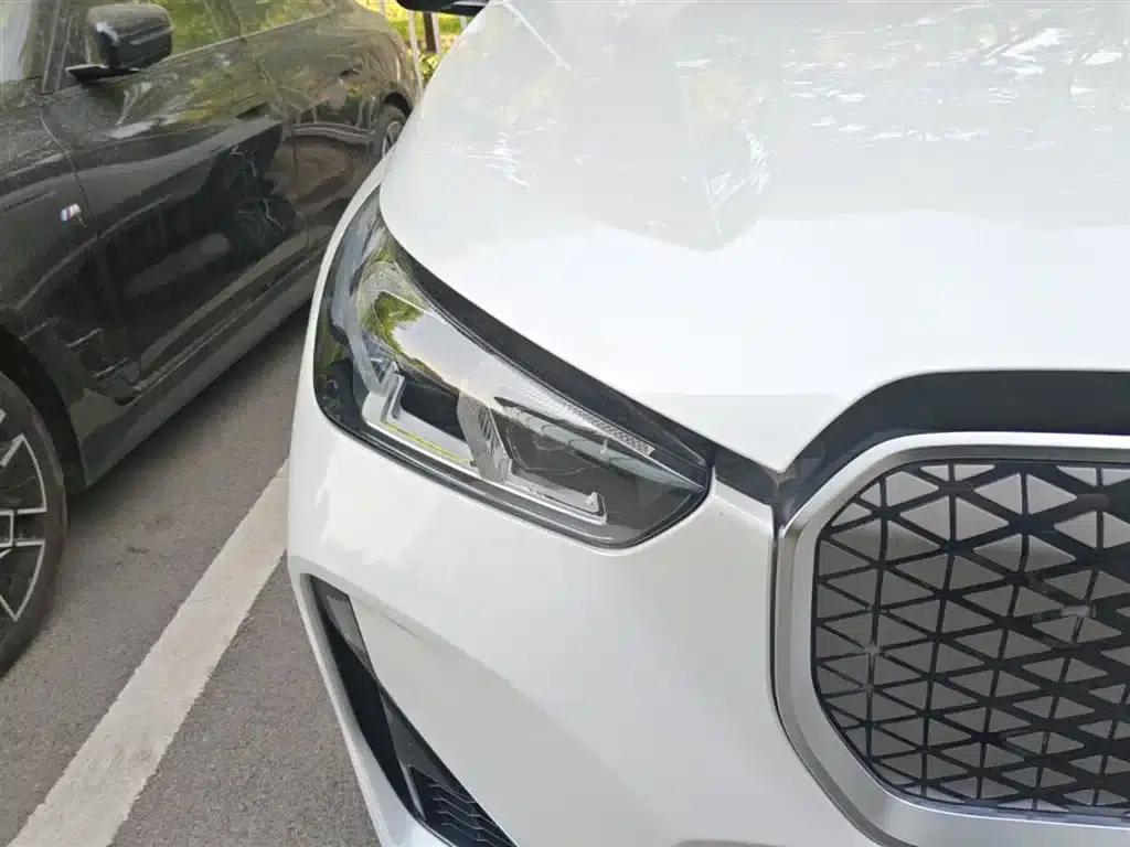 BMW iX1 2023 eDrive25L M Sport Package — миниатюра 13