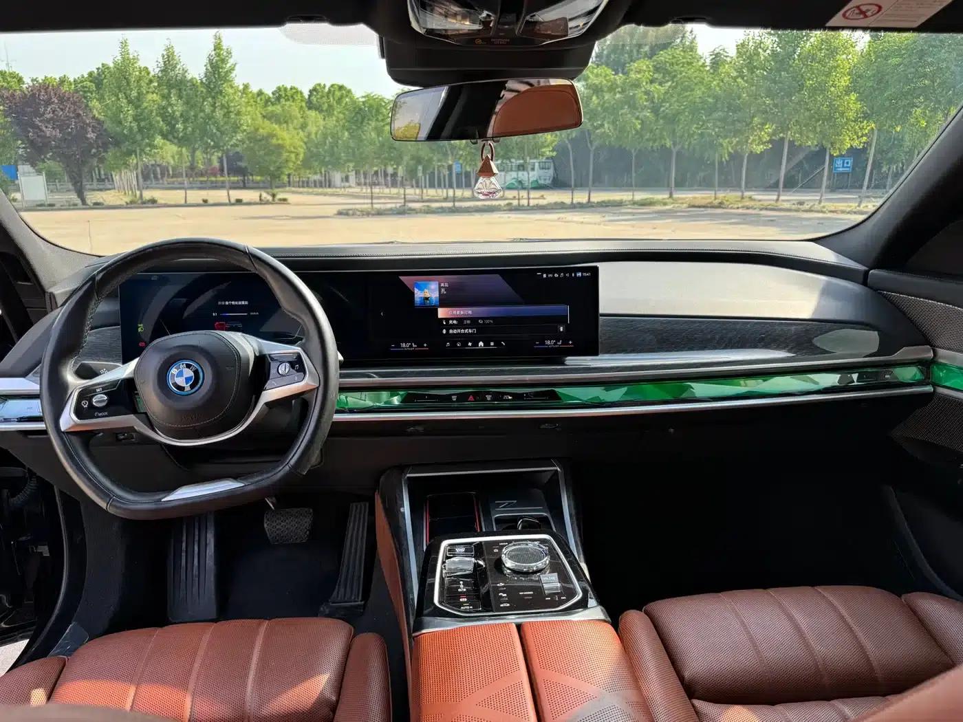 BMW i7 2023 eDrive50L Luxury Package — миниатюра 12