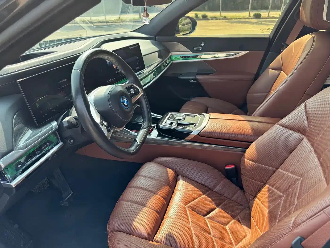 BMW i7 2023 eDrive50L Luxury Package — миниатюра 9