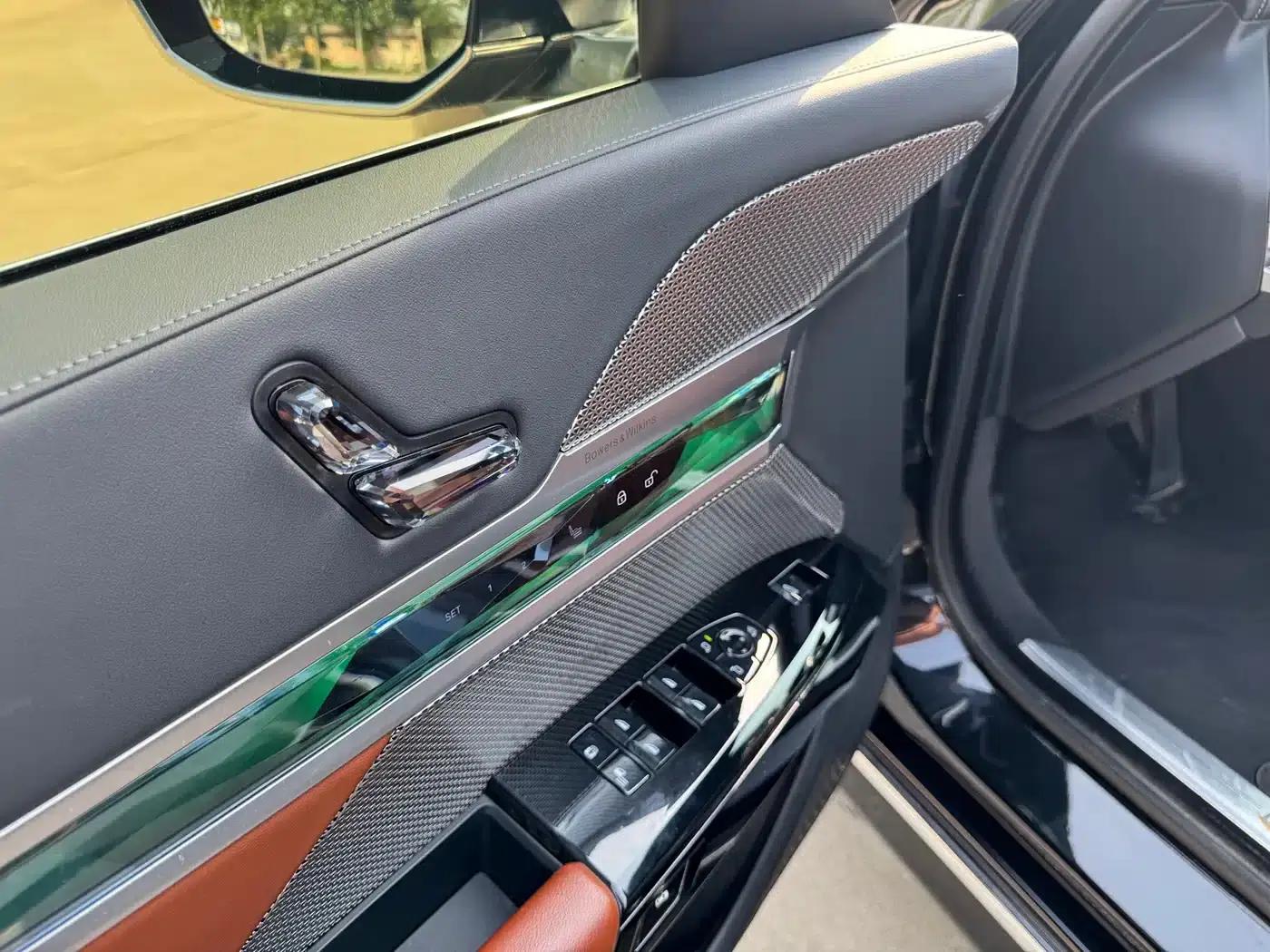 BMW i7 2023 eDrive50L Luxury Package — миниатюра 10