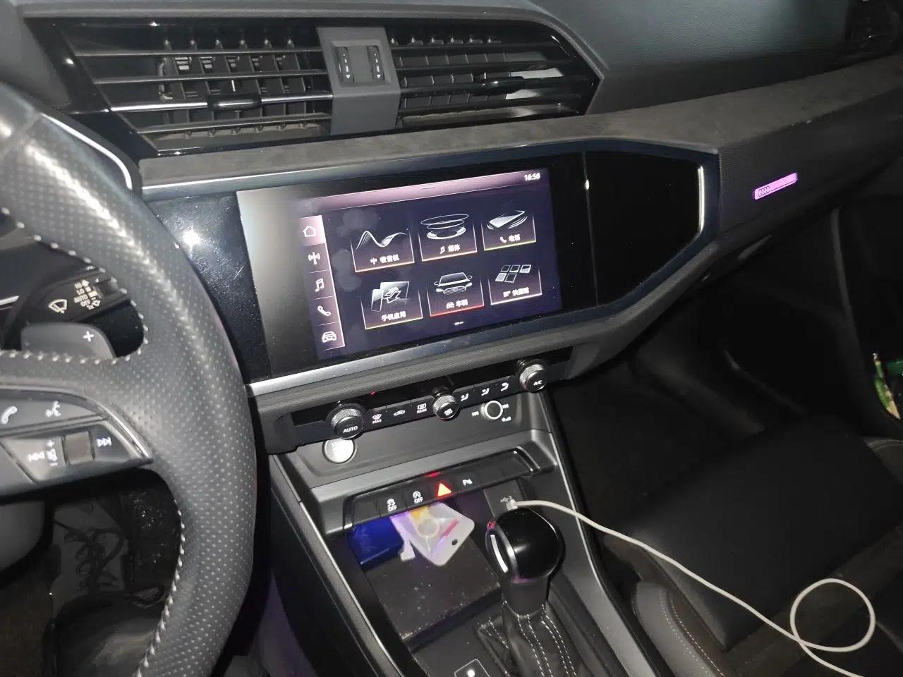 Audi Q3 Sportback 2020 40 TFSI Fashion Model — миниатюра 14