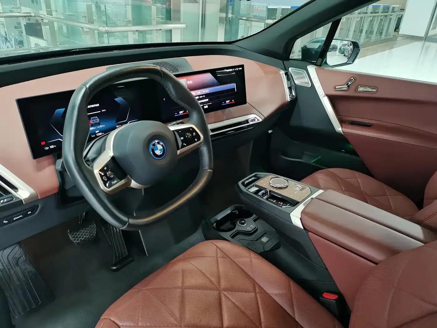 BMW iX M60 2022 M60 — миниатюра 13