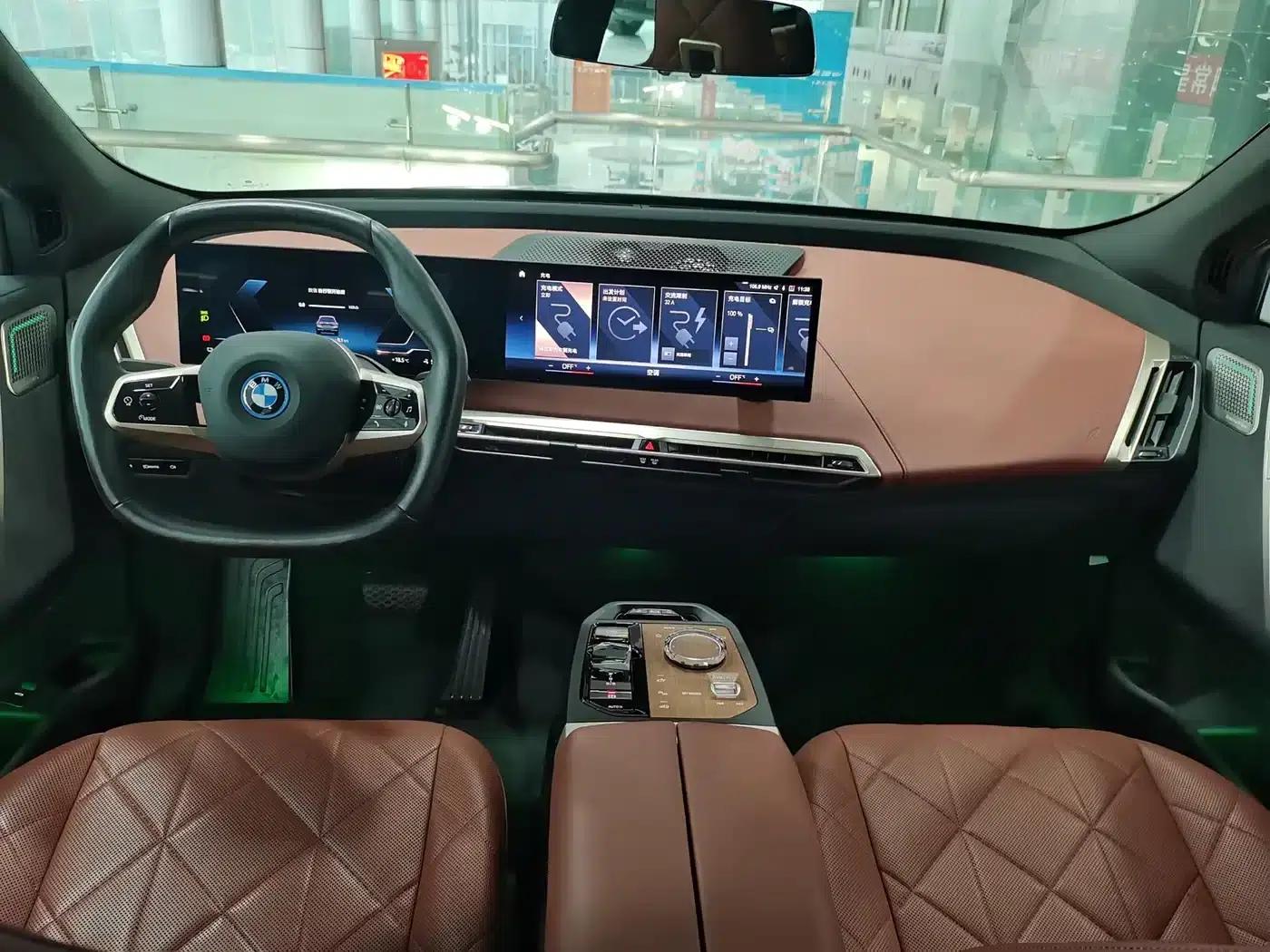 BMW iX M60 2022 M60 — миниатюра 22