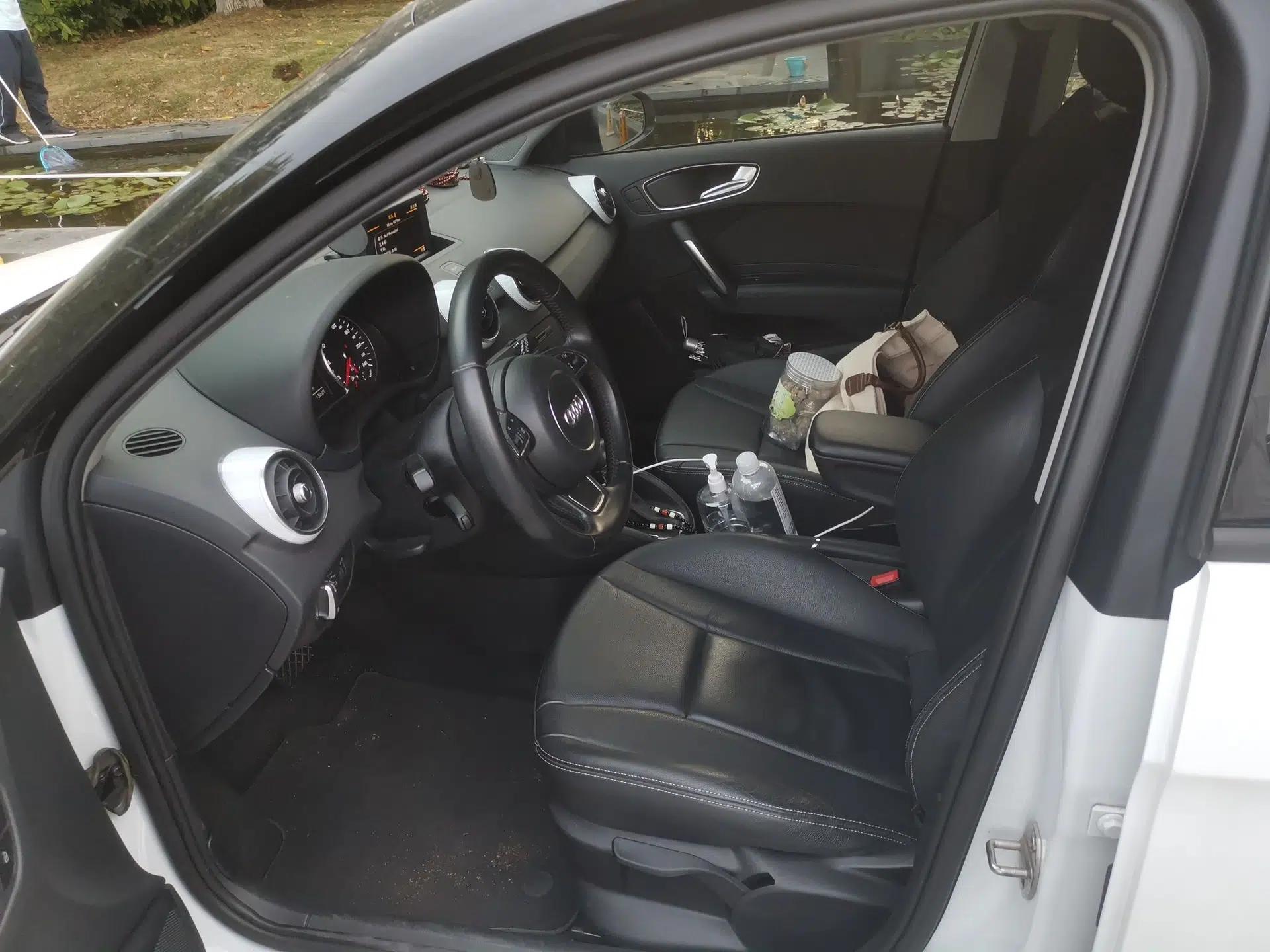 Audi A1 2014 30 TFSI Sportback Comfort Model — миниатюра 16