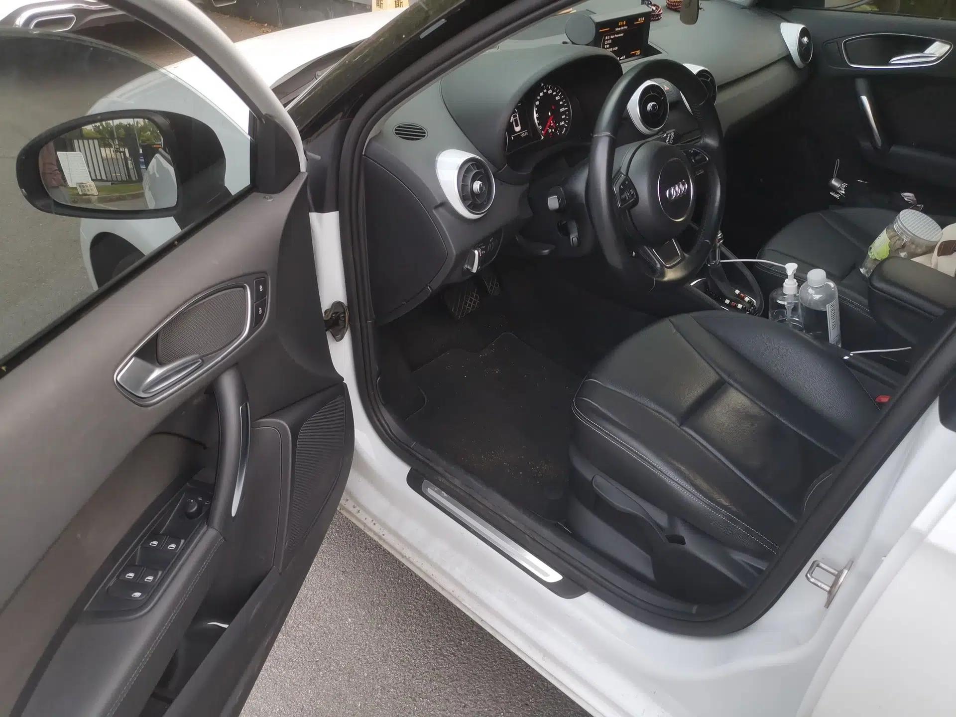 Audi A1 2014 30 TFSI Sportback Comfort Model — миниатюра 17