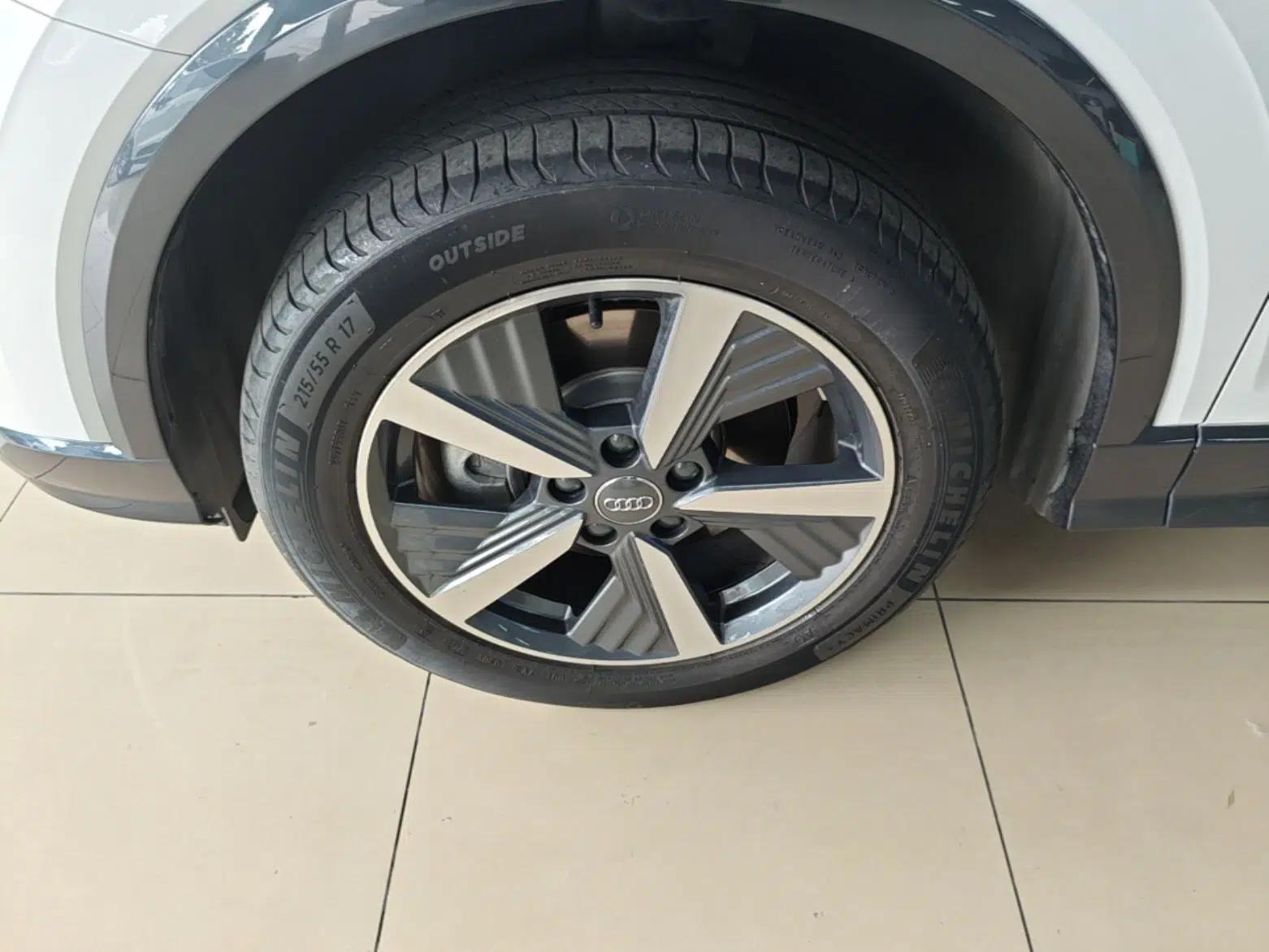 Audi Q2L e-tron 2019 Q2L e-tron Pure Electric Smart Enjoyment Model — миниатюра 8