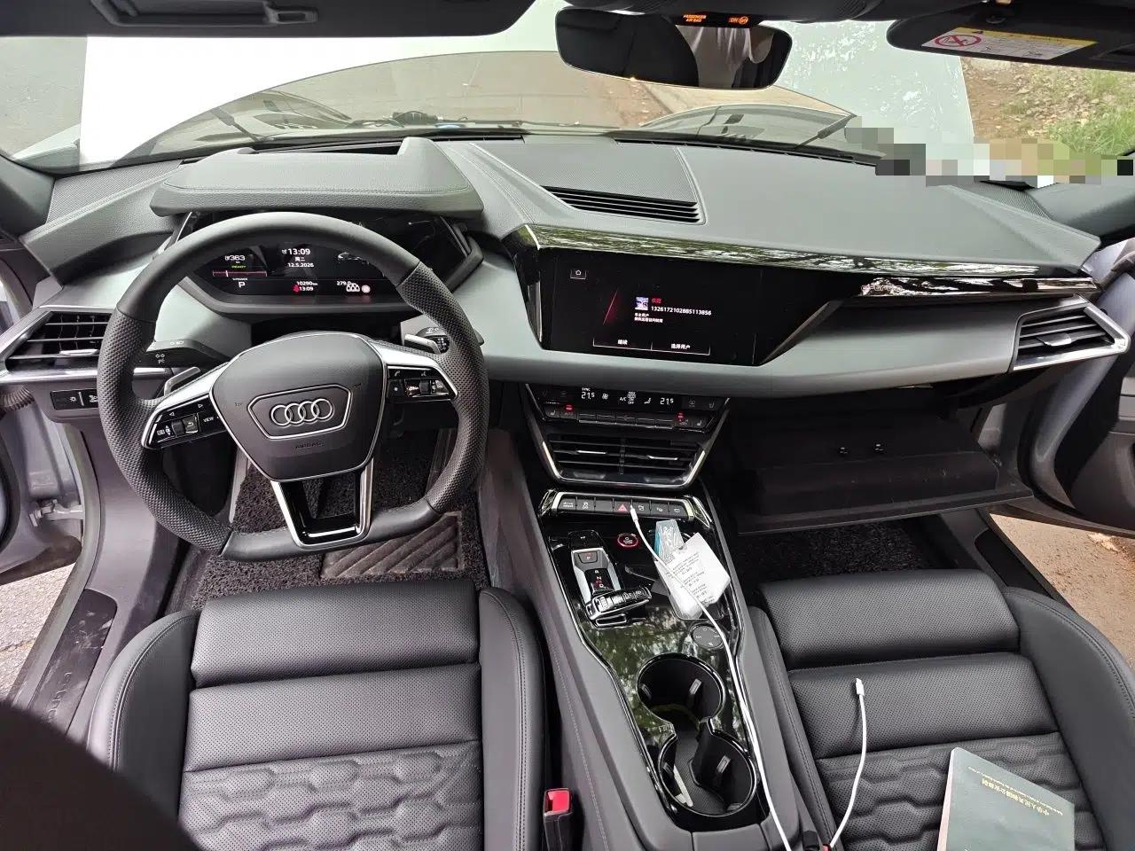 Audi e-tron GT 2023 Basic Model — миниатюра 10