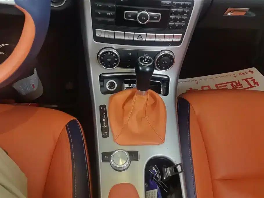 Mercedes-Benz SLK-Class 2011 SLK 200 Fashion Edition — миниатюра 16
