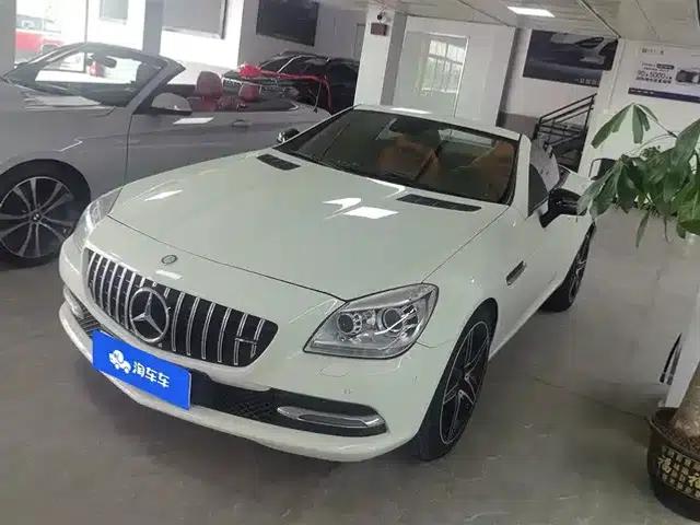 Mercedes-Benz SLK-Class 2011 SLK 200 Fashion Edition