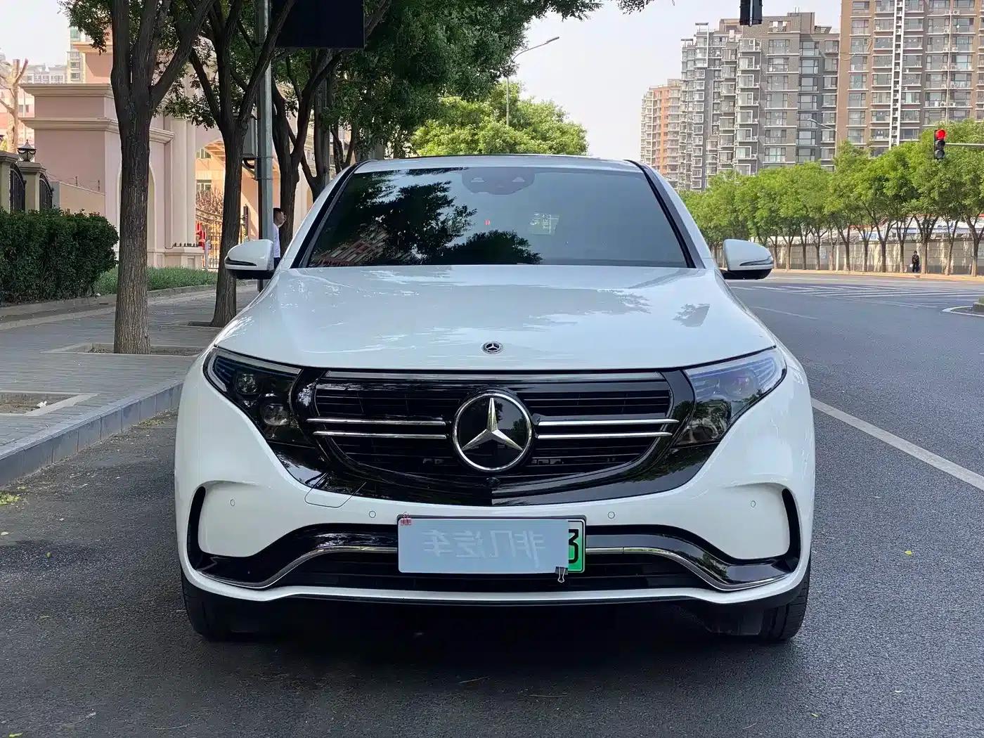 Mercedes-Benz EQC 2021 Model EQC 400 4MATIC — миниатюра 2