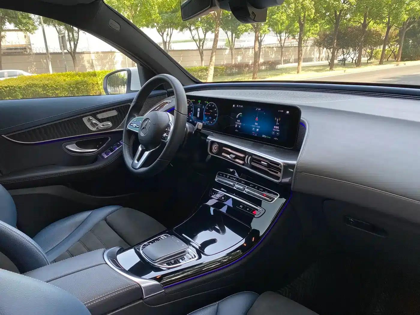 Mercedes-Benz EQC 2021 Model EQC 400 4MATIC — миниатюра 12