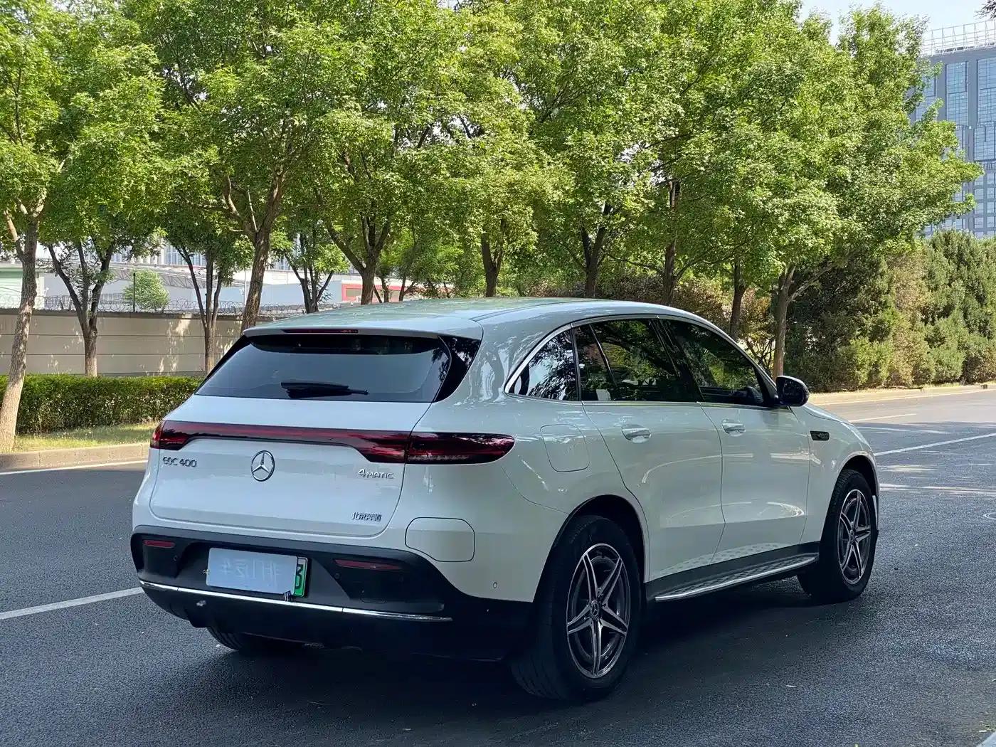 Mercedes-Benz EQC 2021 Model EQC 400 4MATIC — миниатюра 6