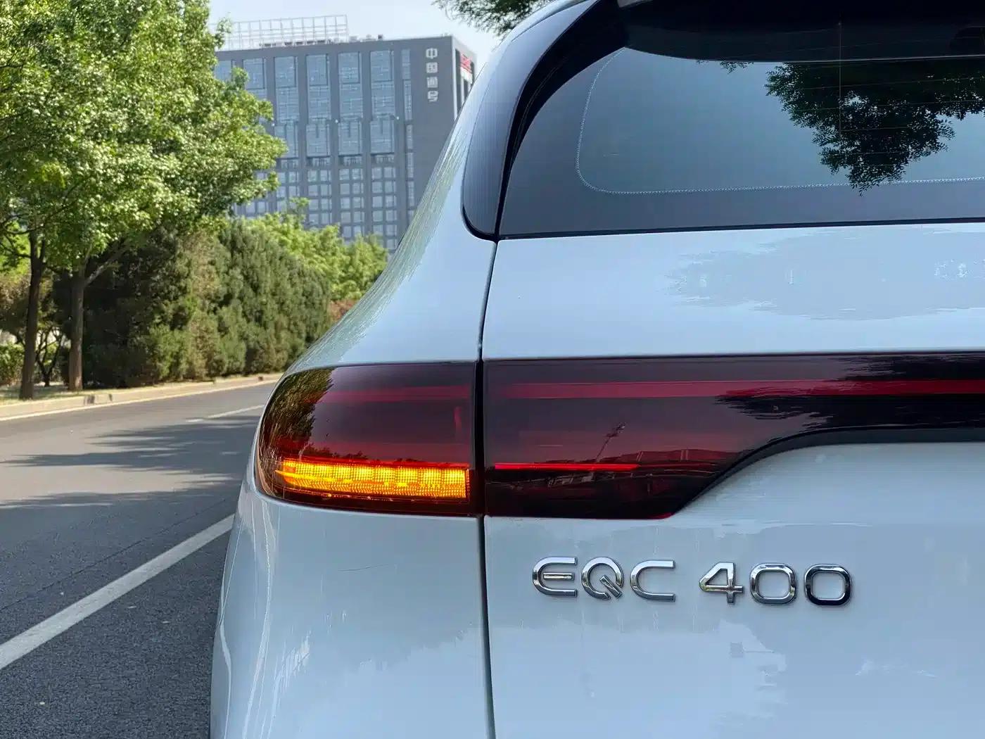 Mercedes-Benz EQC 2021 Model EQC 400 4MATIC — миниатюра 8