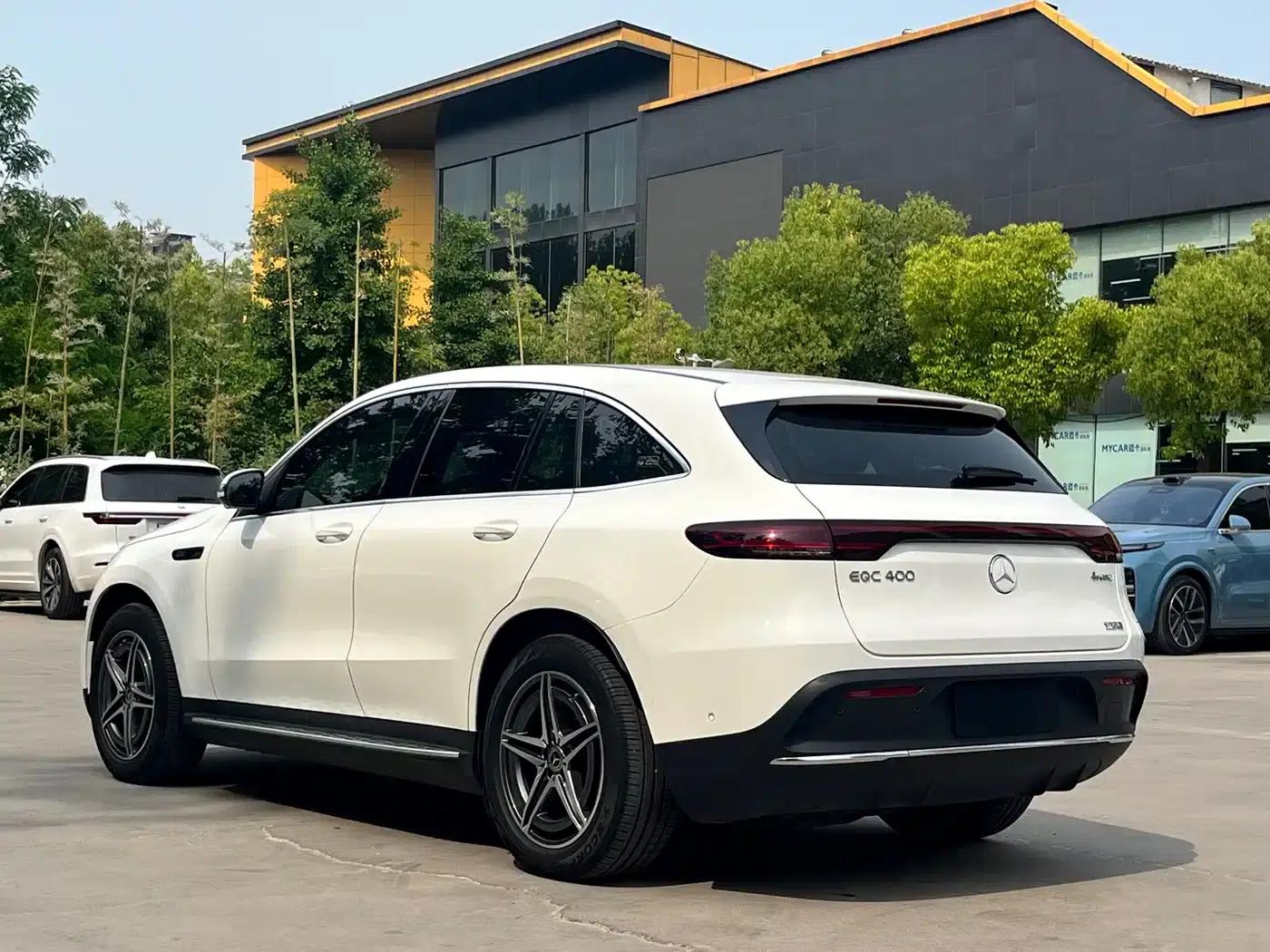 Mercedes-Benz EQC 2021 Model EQC 400 4MATIC — миниатюра 7