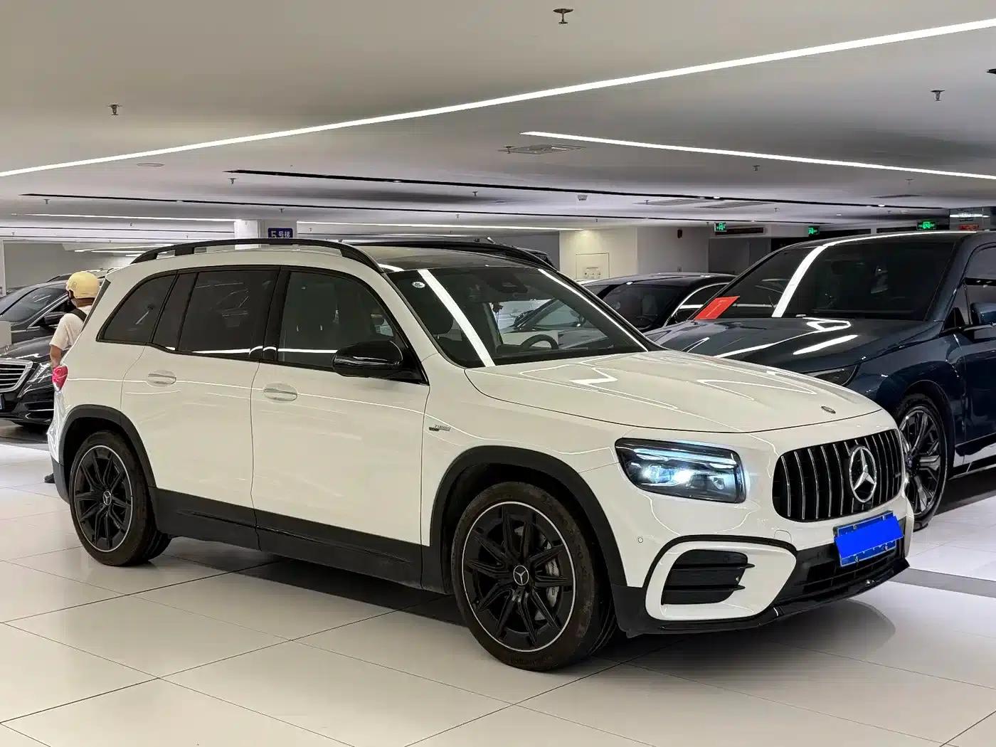 2024 Mercedes-Benz GLB AMG 35 4MATIC — миниатюра 3
