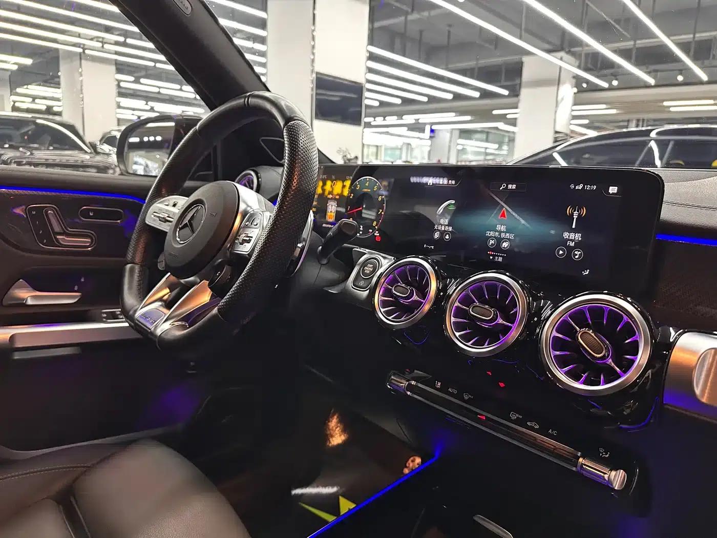 2023 Mercedes-Benz GLB AMG 35 4MATIC — миниатюра 14