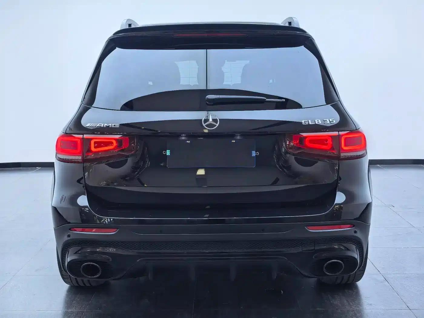 2023 Mercedes-Benz GLB AMG 35 4MATIC — миниатюра 23