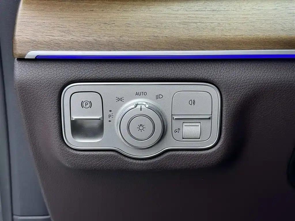 Mercedes-Benz GLE PHEV 2023 GLE 350 e 4MATIC — миниатюра 15