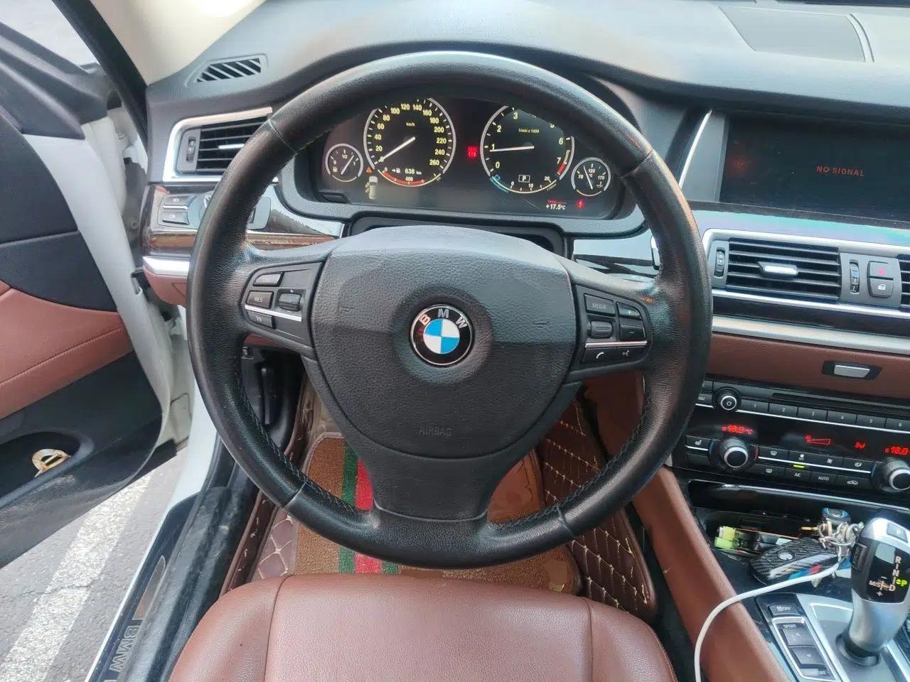 BMW 5 Series GT 2014 528i Leading Model — миниатюра 11