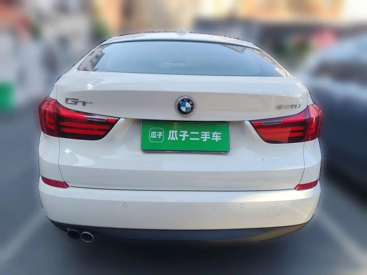 BMW 5 Series GT 2014 528i Leading Model — миниатюра 5