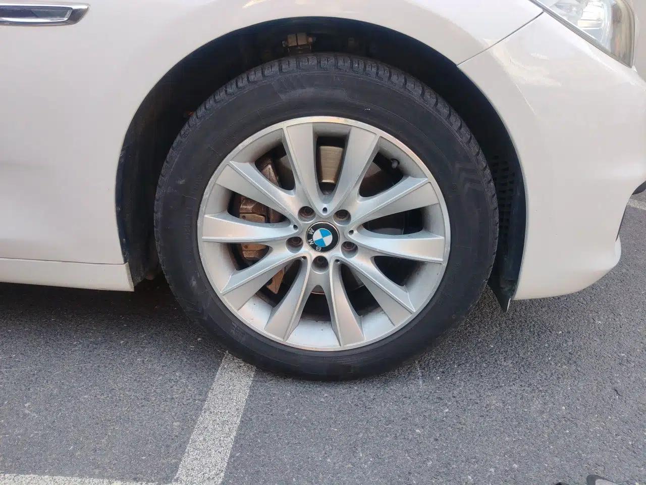 BMW 5 Series GT 2014 528i Leading Model — миниатюра 8